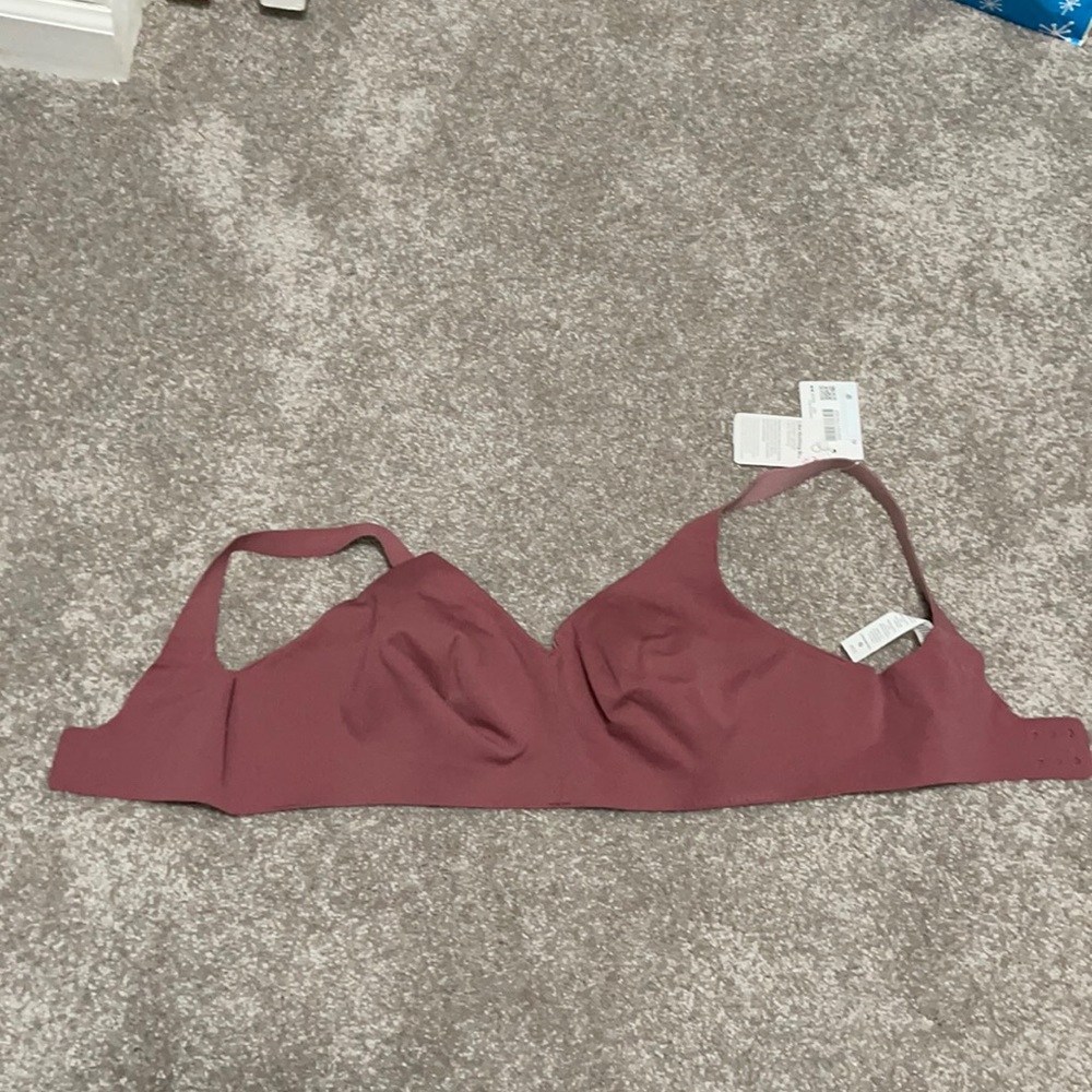 Like nothing LuLulemon bra